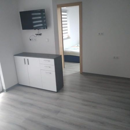 Iva Apartmani Яйце Экстерьер фото