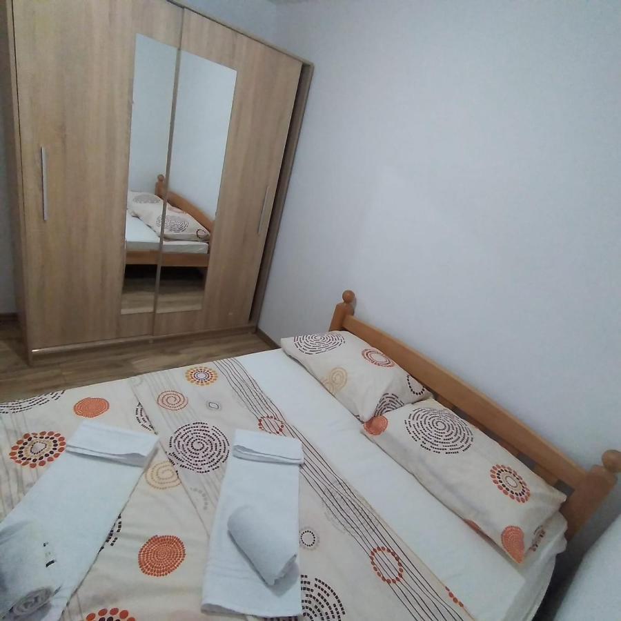 Iva Apartmani Яйце Экстерьер фото