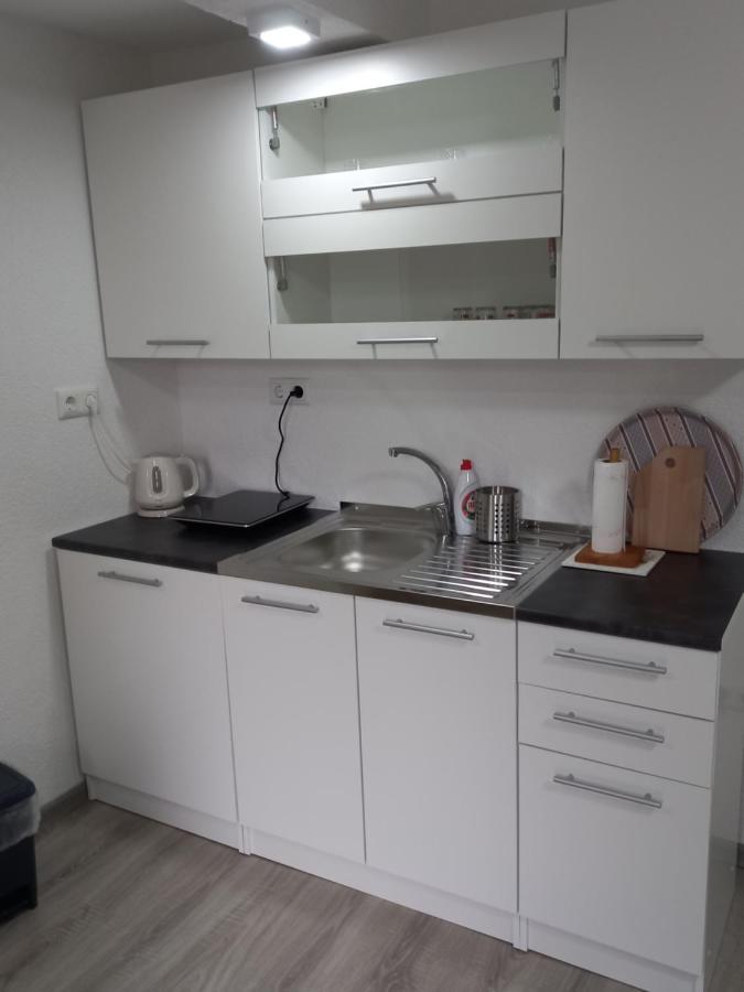 Iva Apartmani Яйце Экстерьер фото